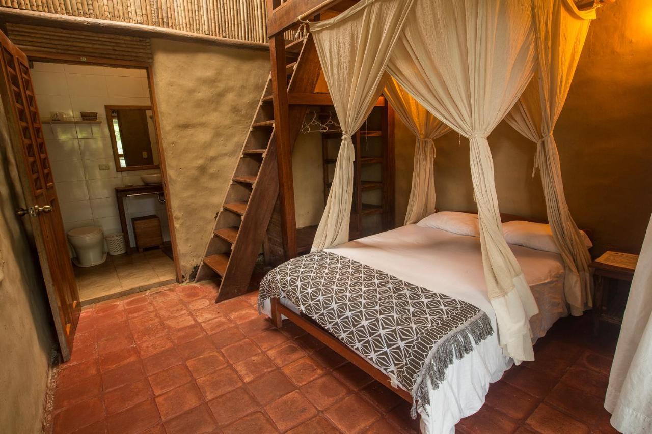 Chirapa Manta Amazon Lodge Lamas Bagian luar foto